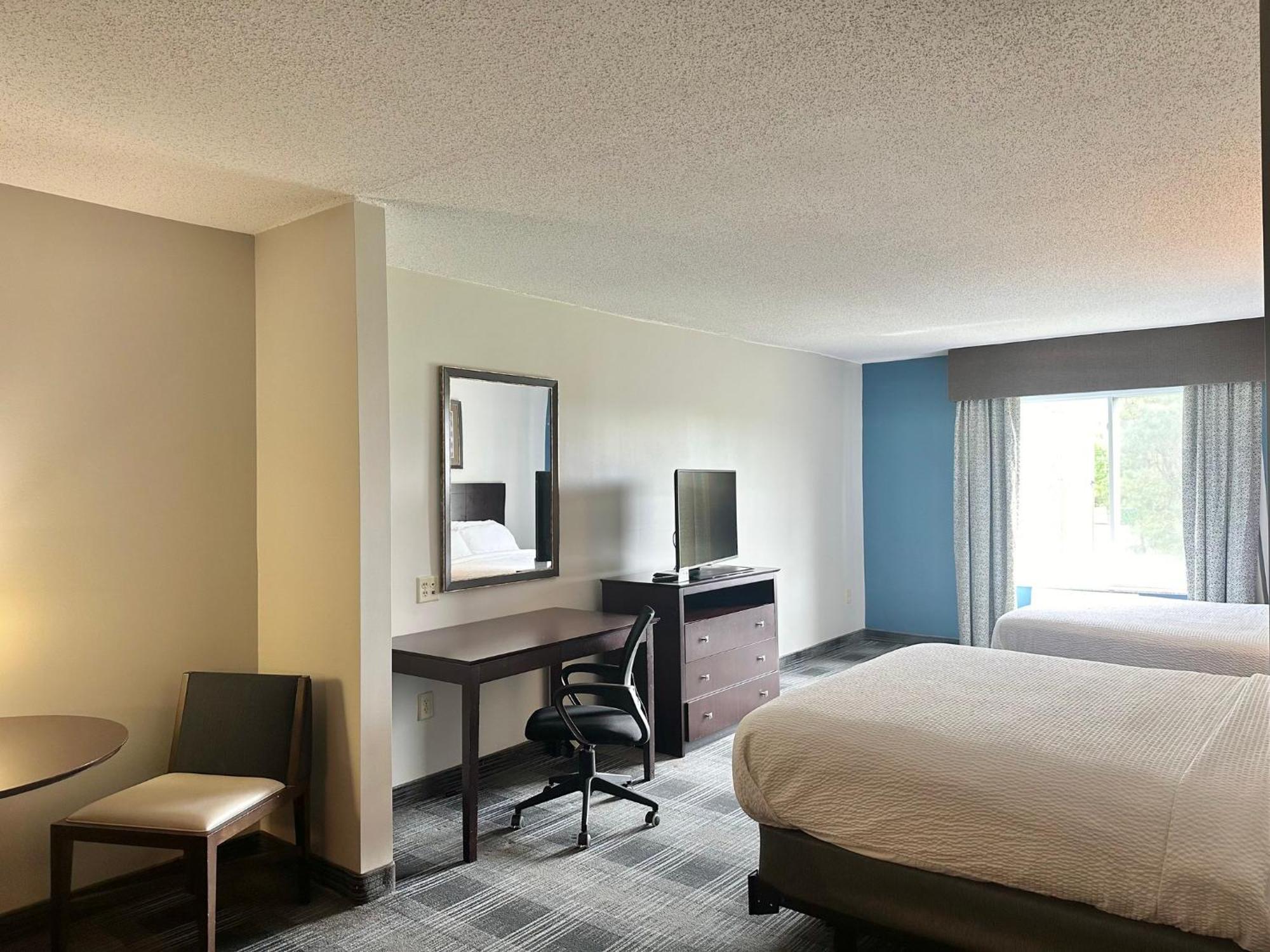 Holiday Inn Express And Suites Meriden By Ihg Exterior photo